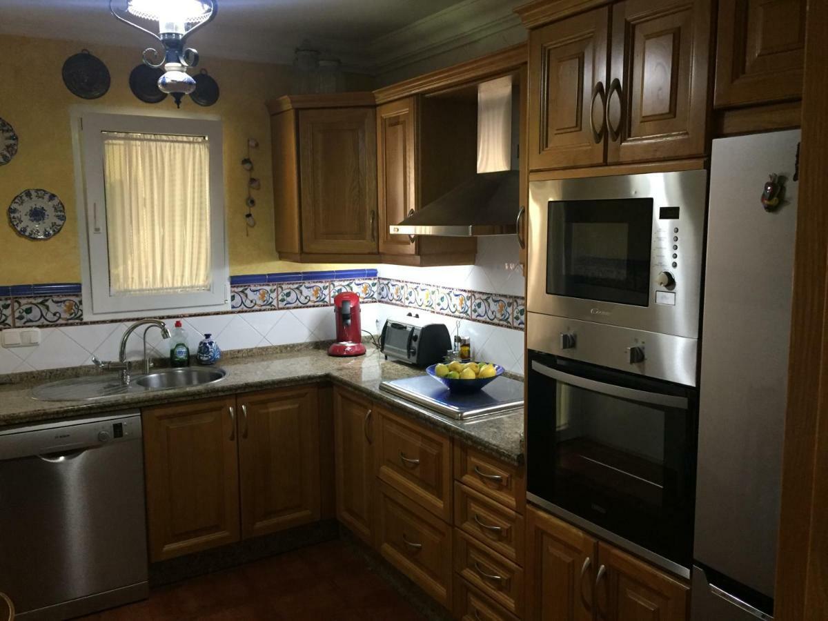フエンヒロラ Casa Alamedaヴィラ エクステリア 写真