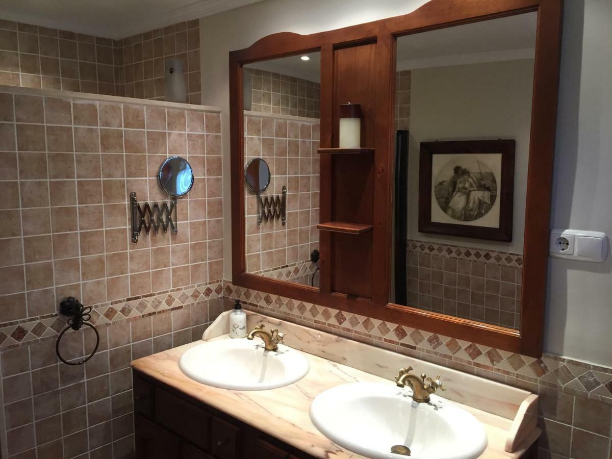フエンヒロラ Casa Alamedaヴィラ エクステリア 写真